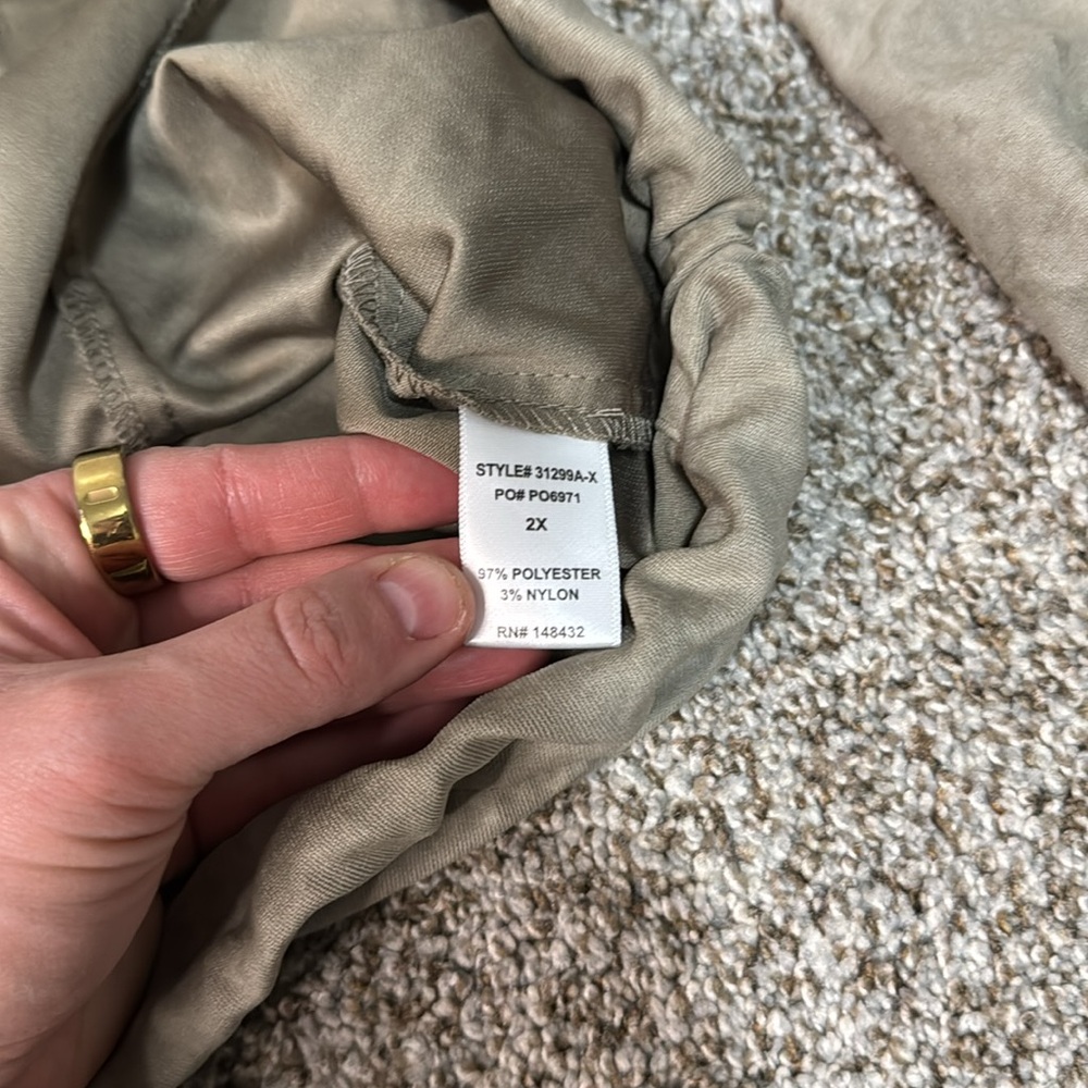 KORYE Women's Peach Skin Crop Utility Jacket Size 2X In Sage - Picture 6 of 7